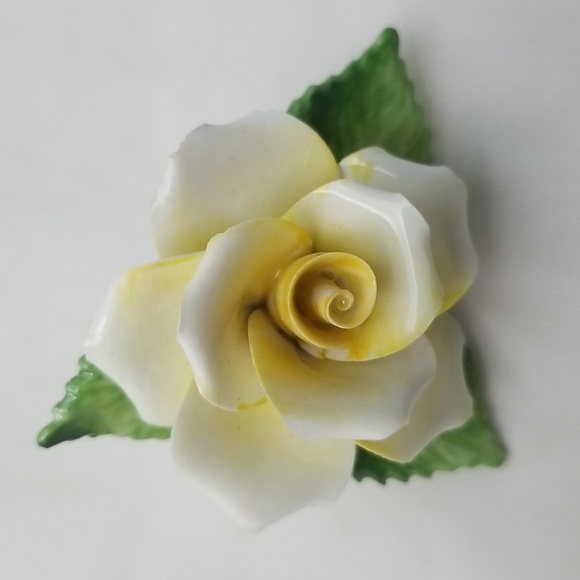 Royal Adderley Porcelain Yellow Rose Flowers - Picture 8 of 14